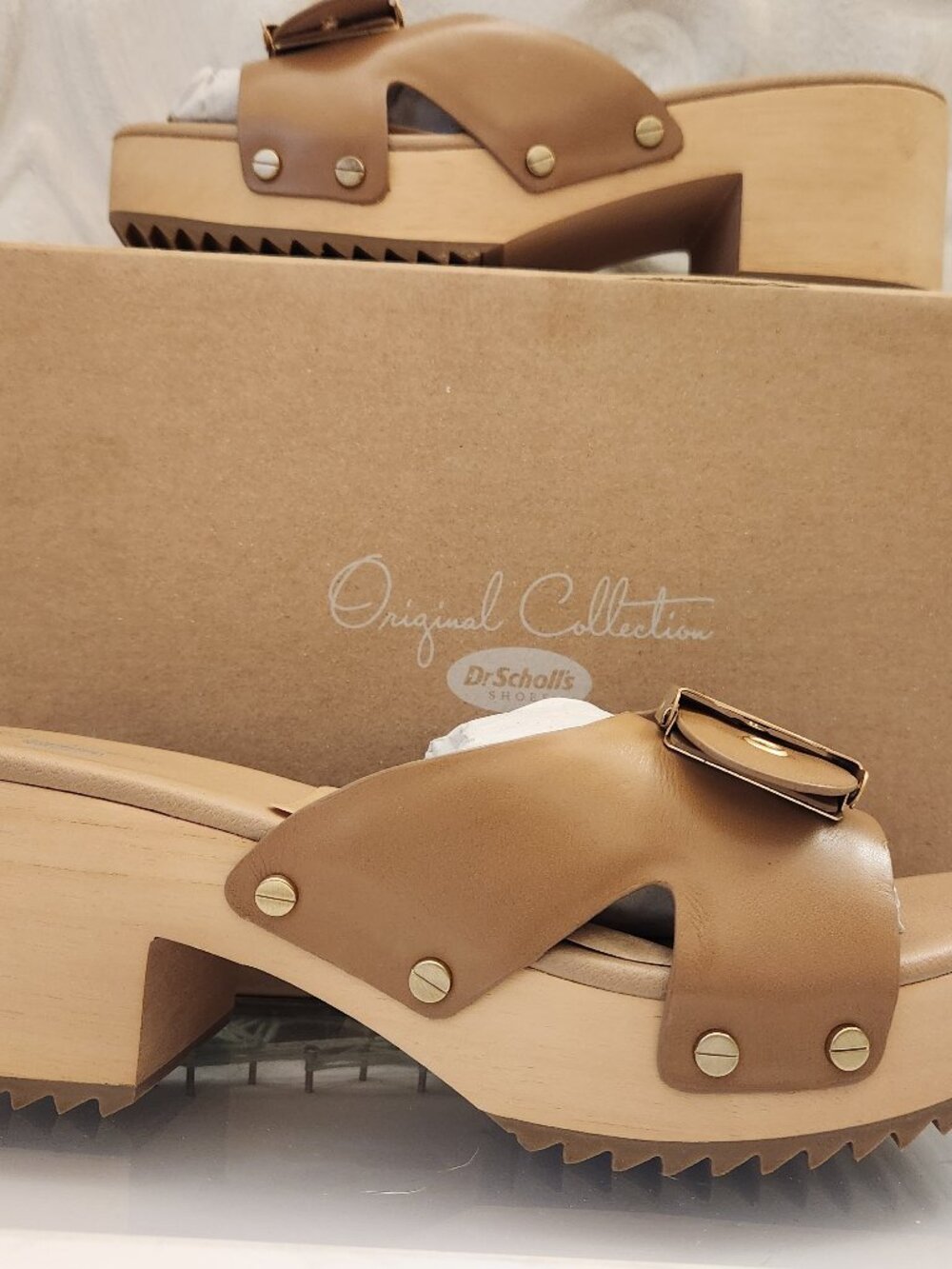 Dr. Scholls Original Max honey Sandals. NIB. Size 9